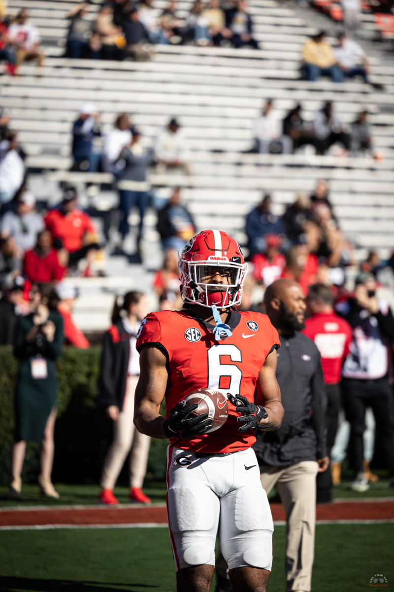 RB, Kenny McIntosh